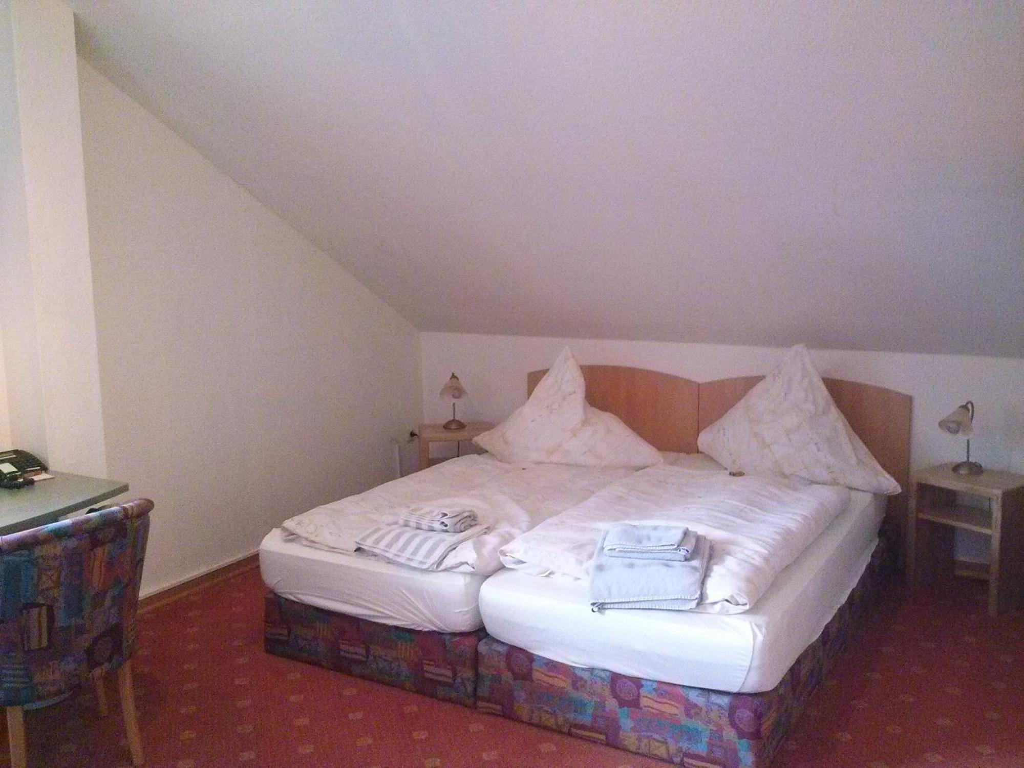 Hotel Garni Am Bowenberg Niederzissen Chambre photo