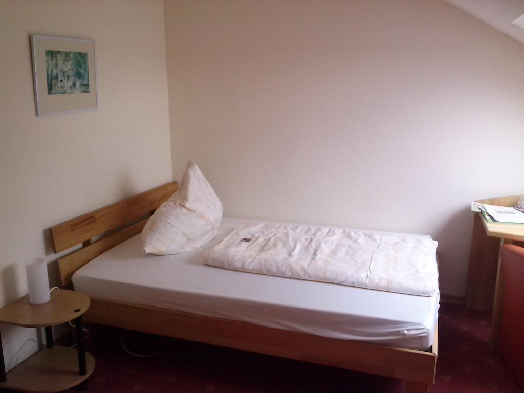 Hotel Garni Am Bowenberg Niederzissen Chambre photo